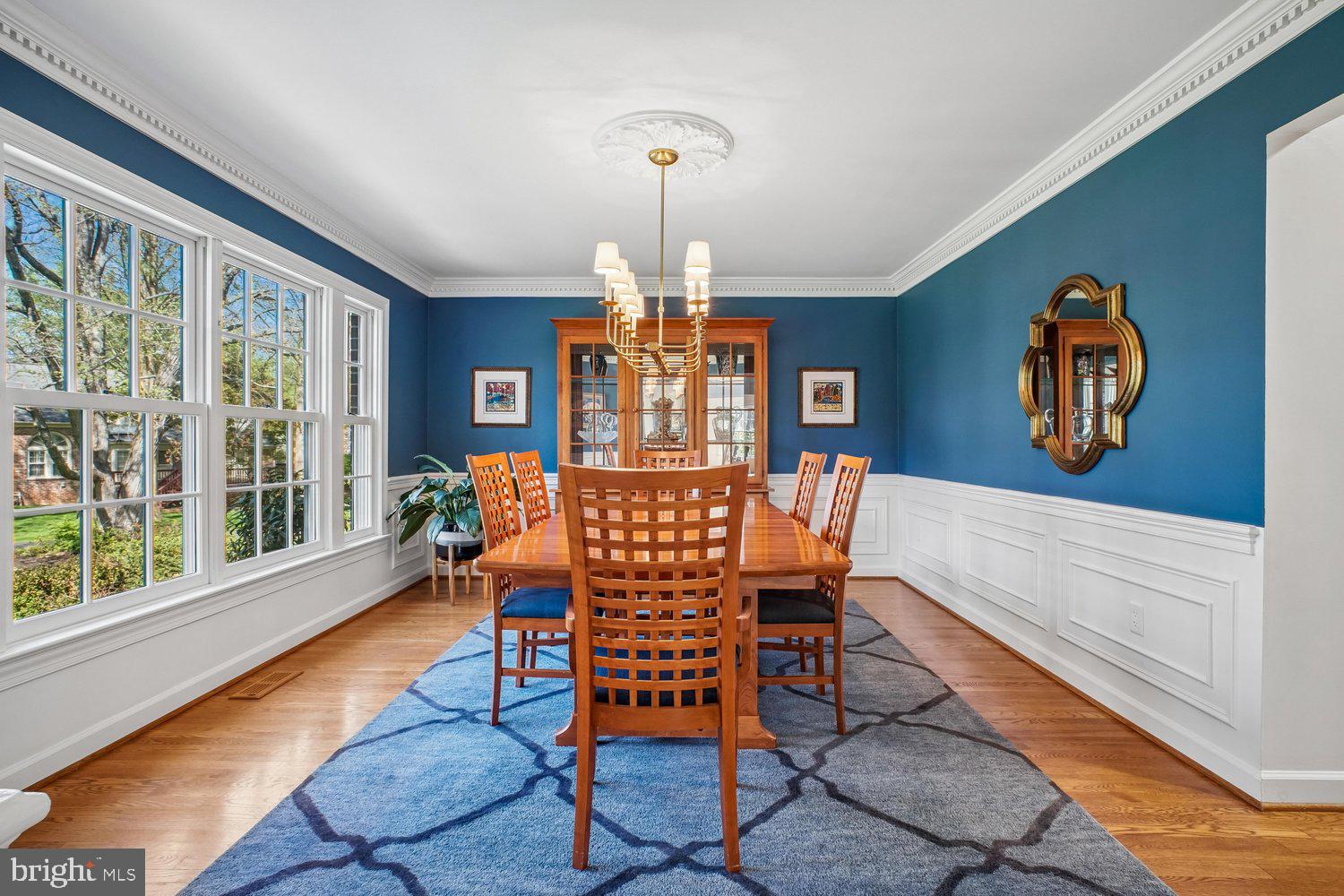 WAPLES MILL ESTATES - Residential