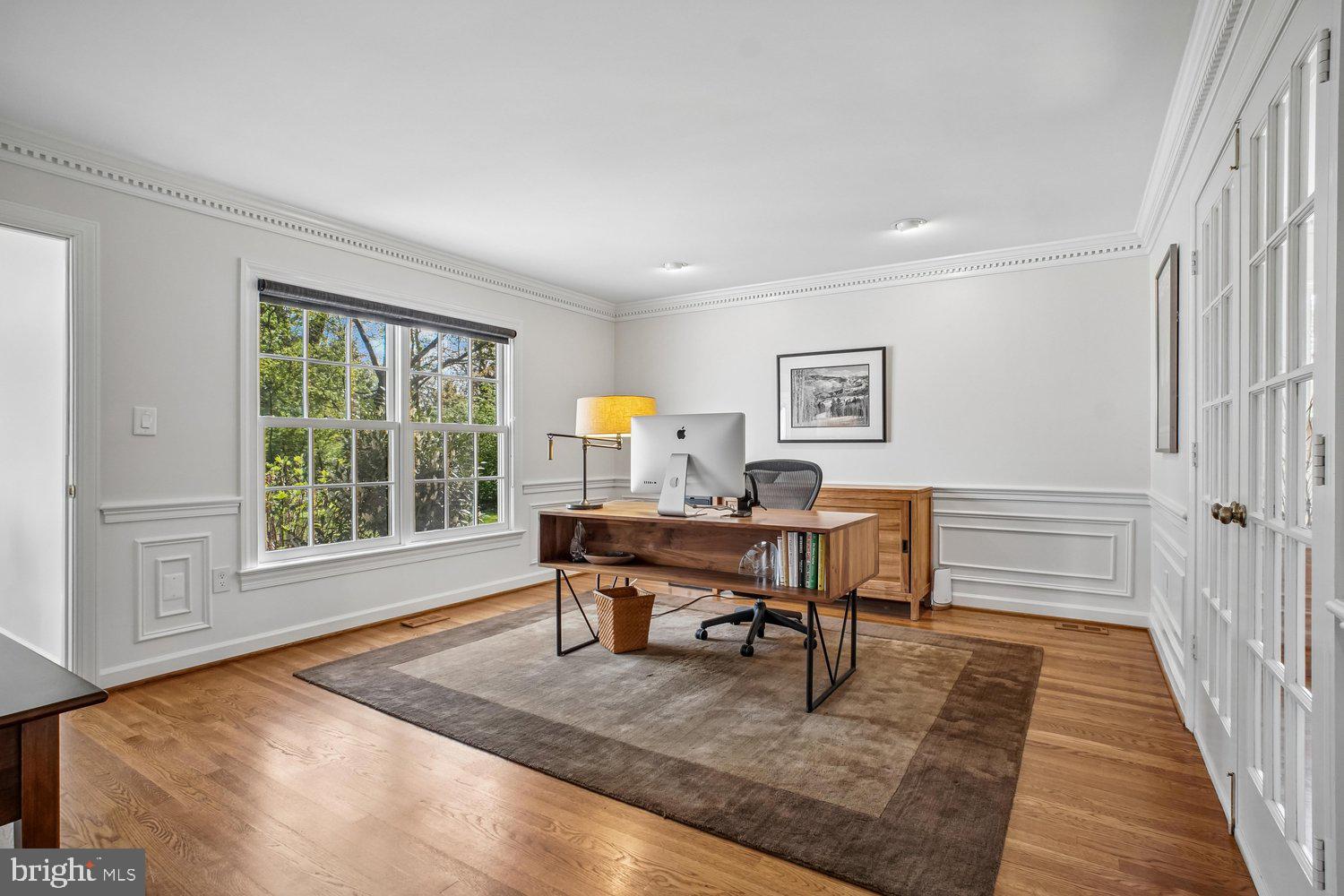 WAPLES MILL ESTATES - Residential