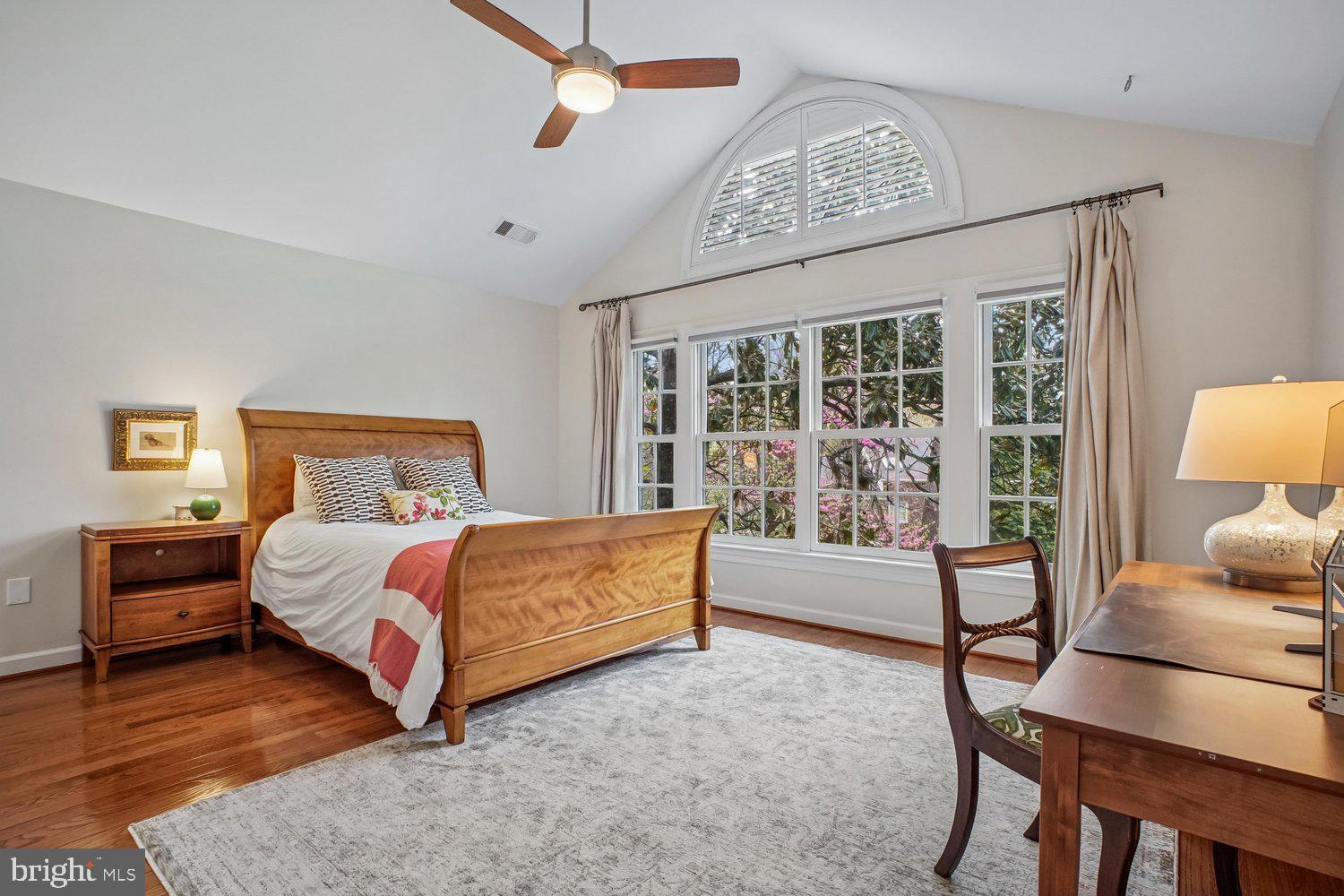 WAPLES MILL ESTATES - Residential