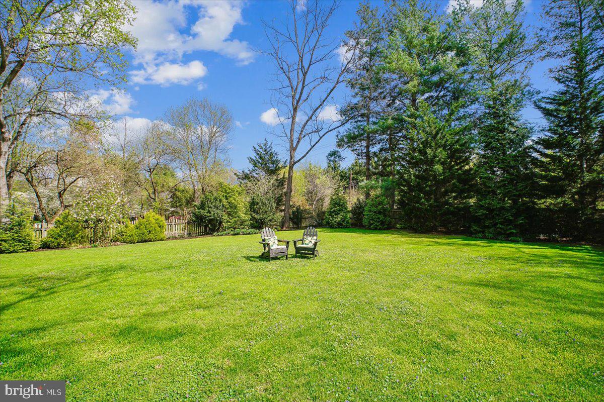 WAPLES MILL ESTATES - Residential