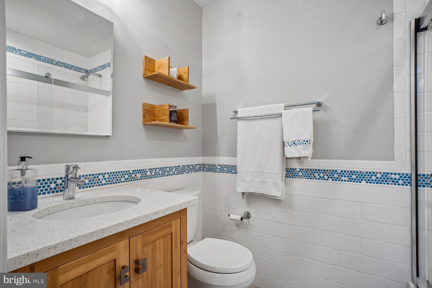 WAPLES MILL ESTATES - Residential