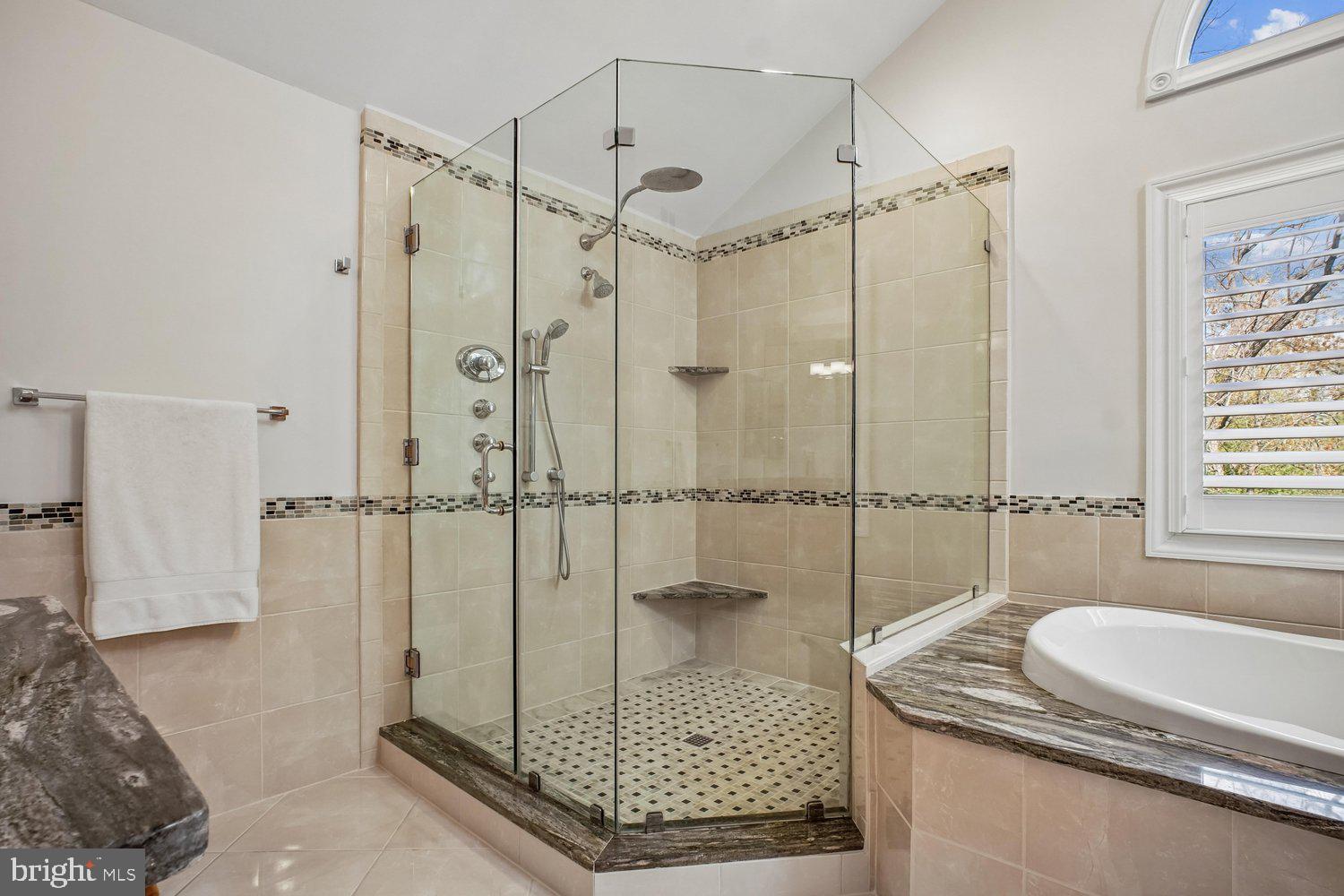 WAPLES MILL ESTATES - Residential