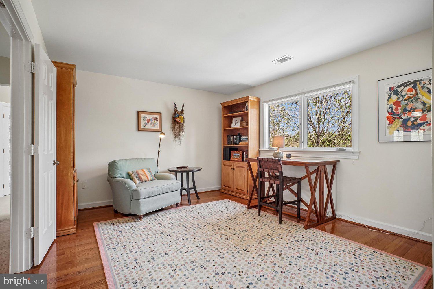 WAPLES MILL ESTATES - Residential