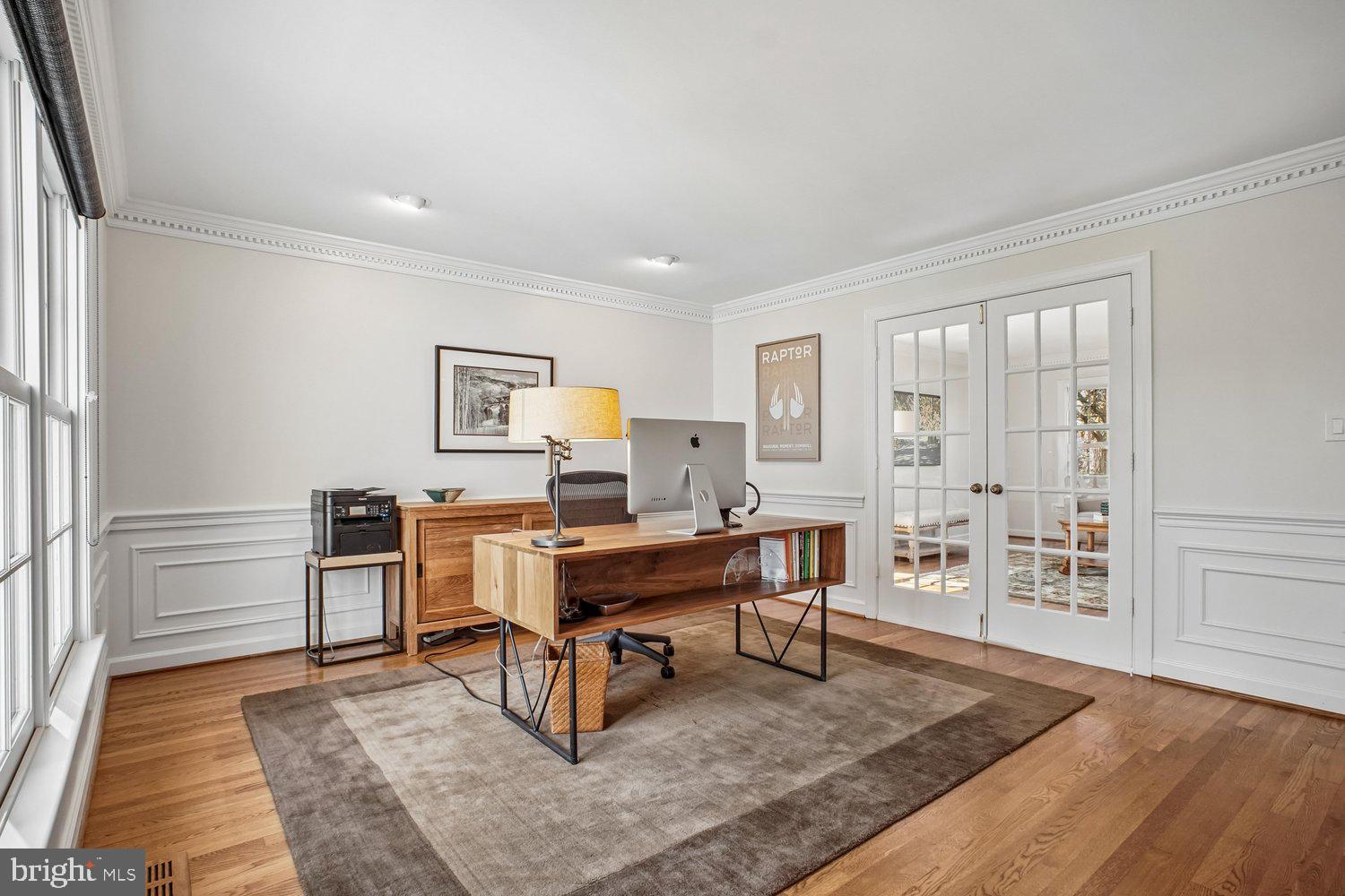 WAPLES MILL ESTATES - Residential