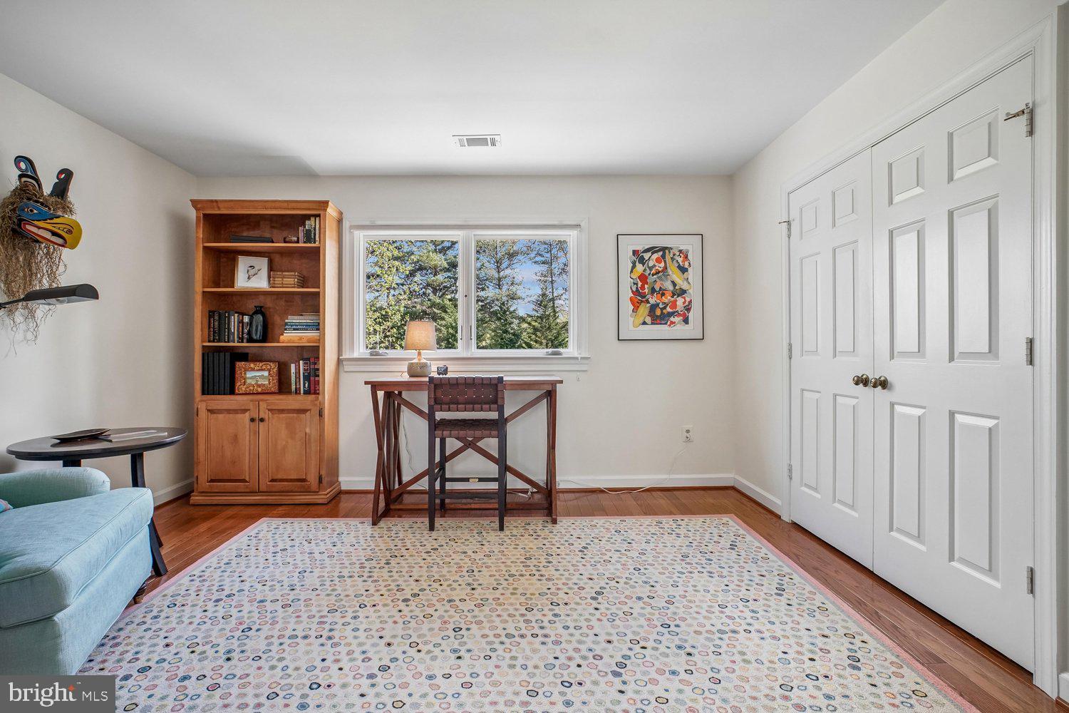 WAPLES MILL ESTATES - Residential