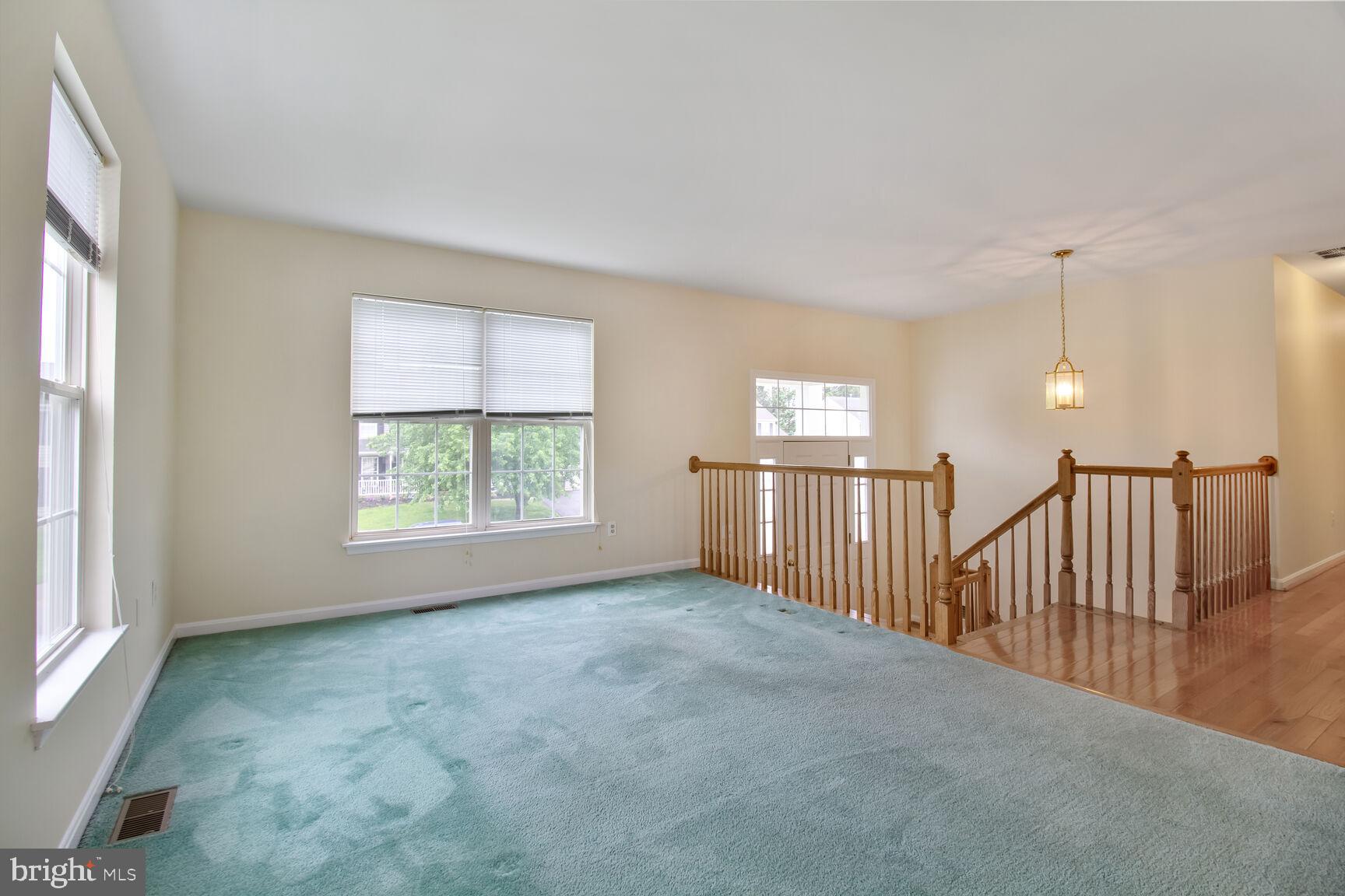 CARROLLTOWNE - Residential