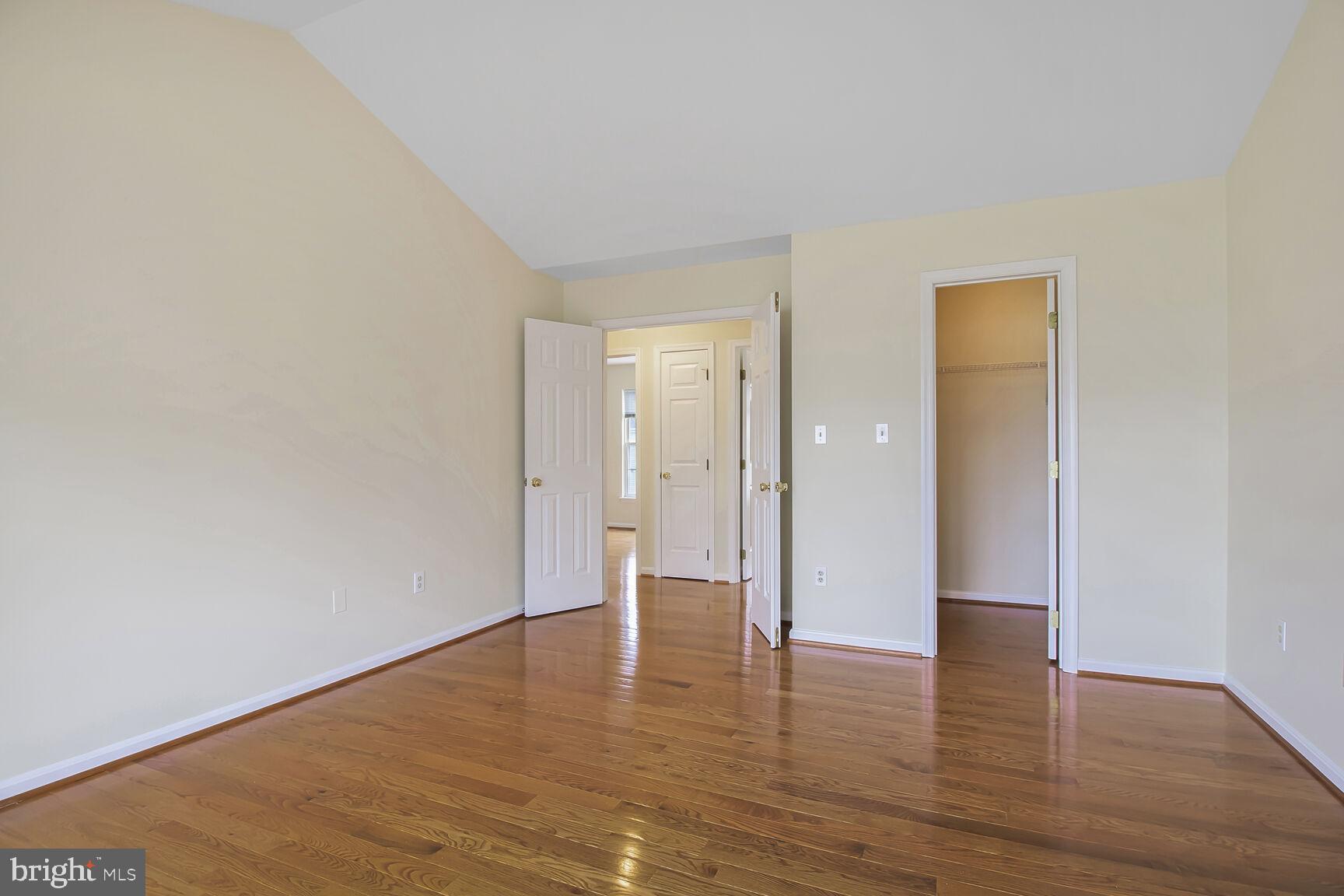 CARROLLTOWNE - Residential