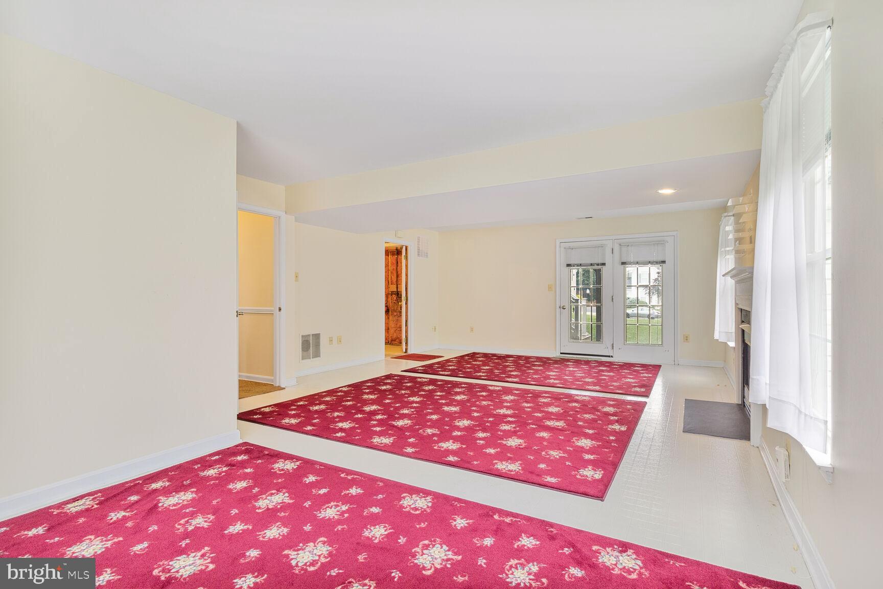 CARROLLTOWNE - Residential