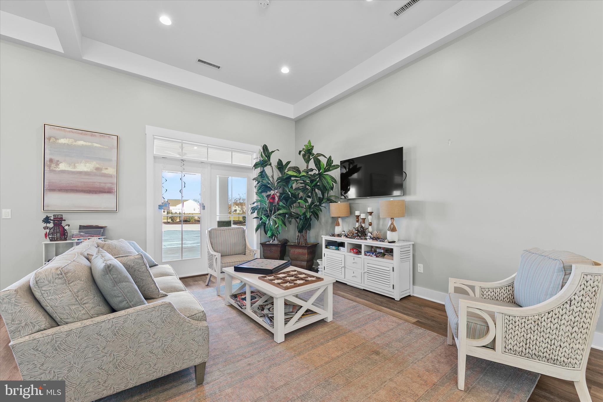 MIDDLE CREEK PRESERVE - Residential