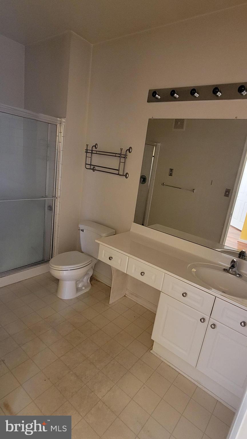 CAMERON GROVE - Residential