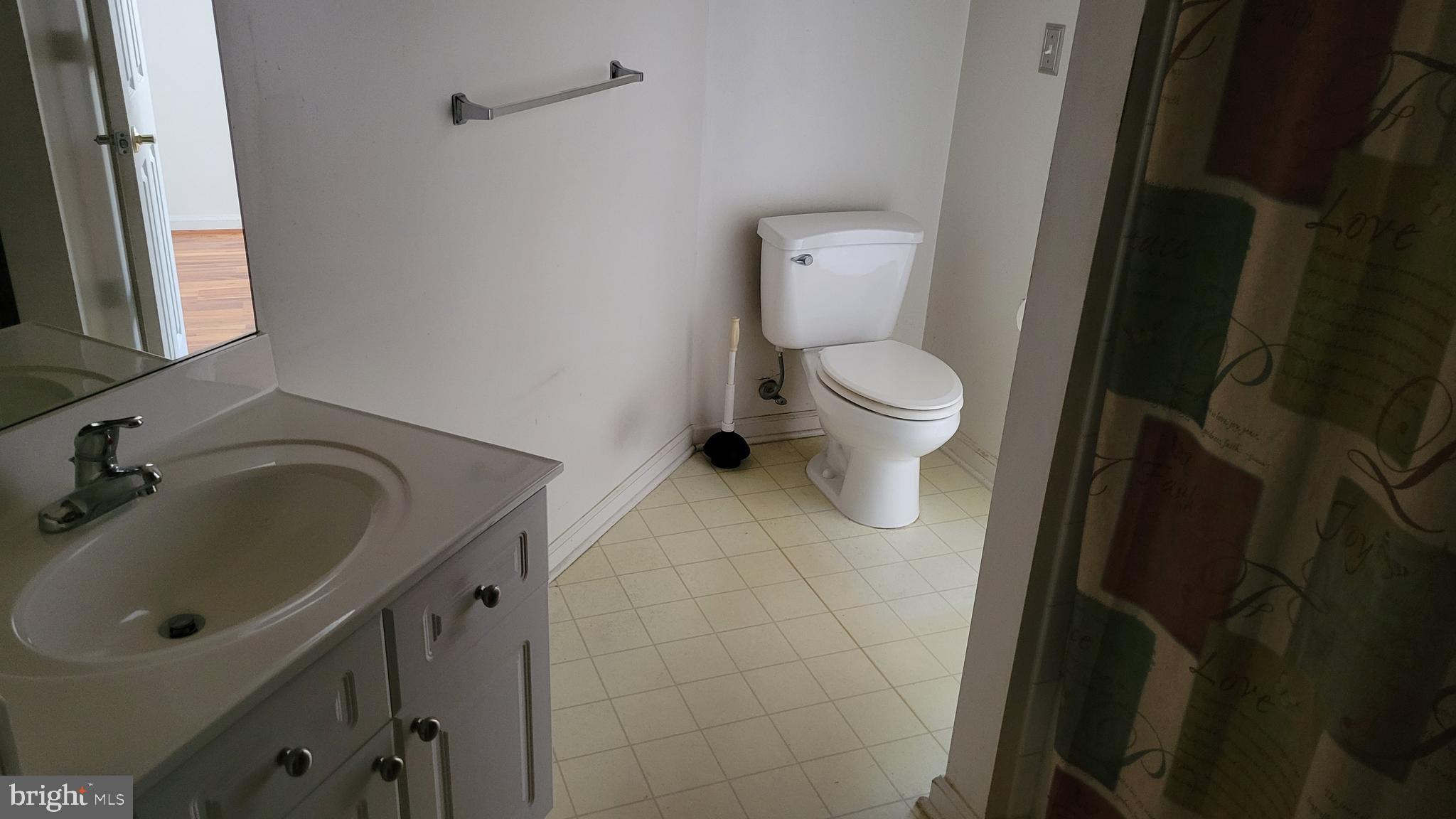 CAMERON GROVE - Residential