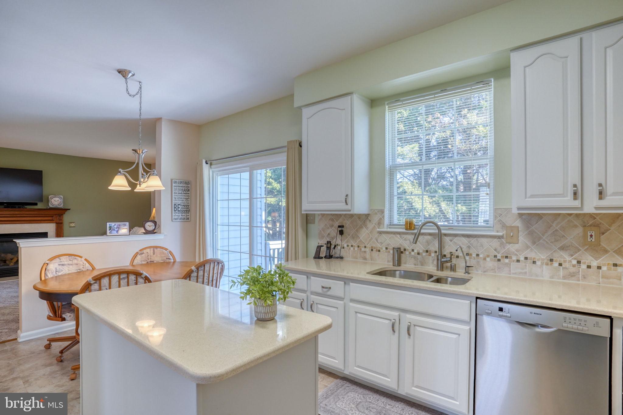 THOMAS COVE - Residential