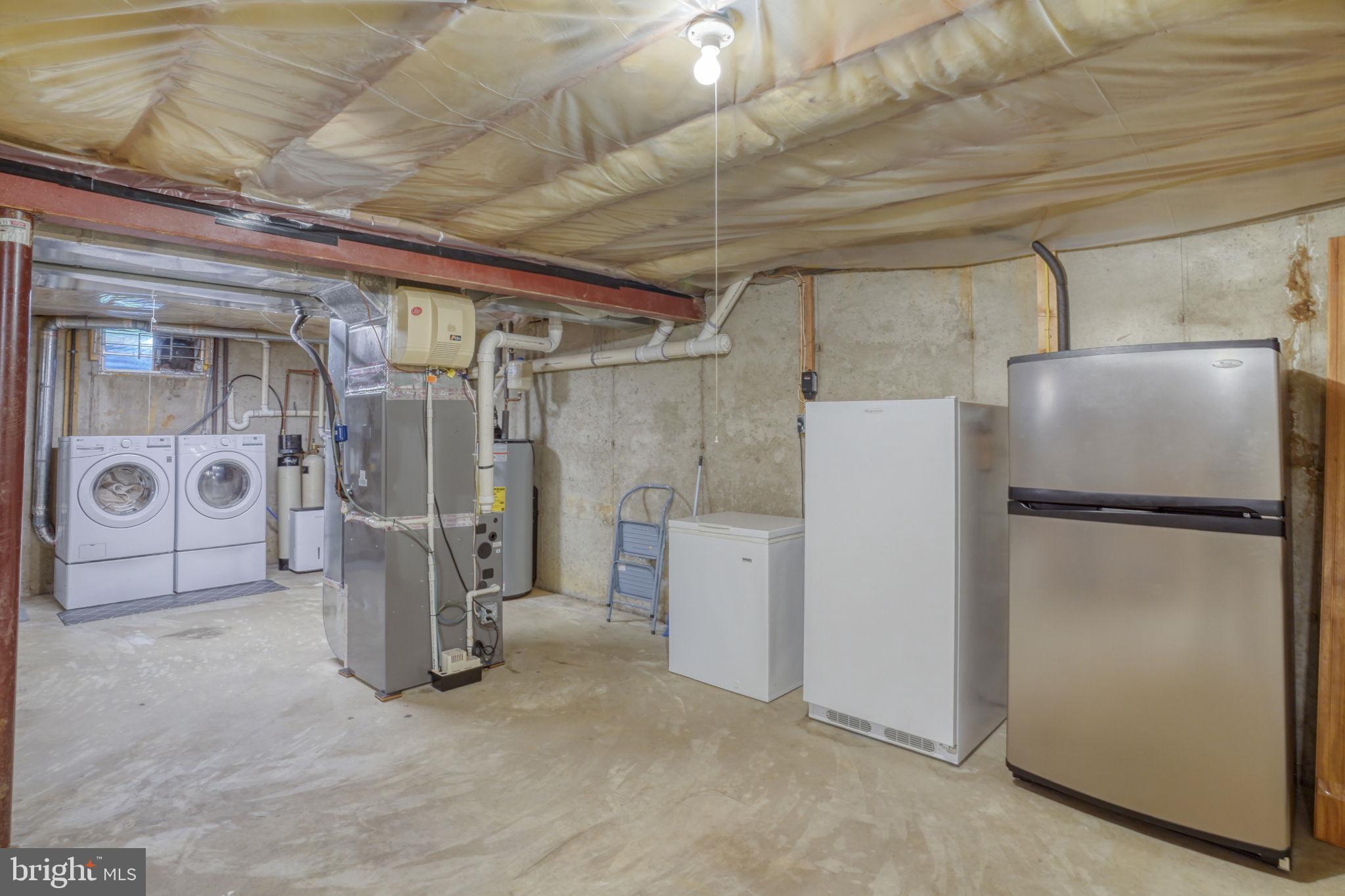 THOMAS COVE - Residential