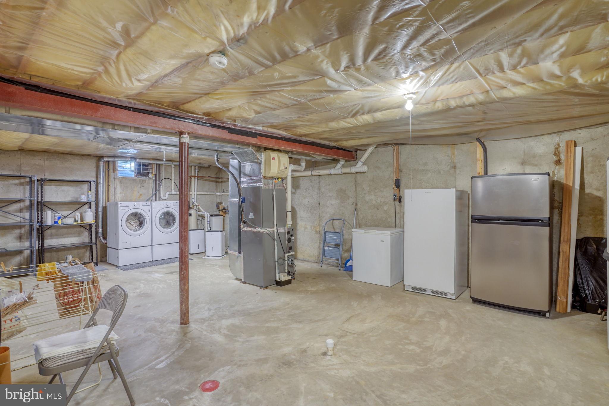 THOMAS COVE - Residential