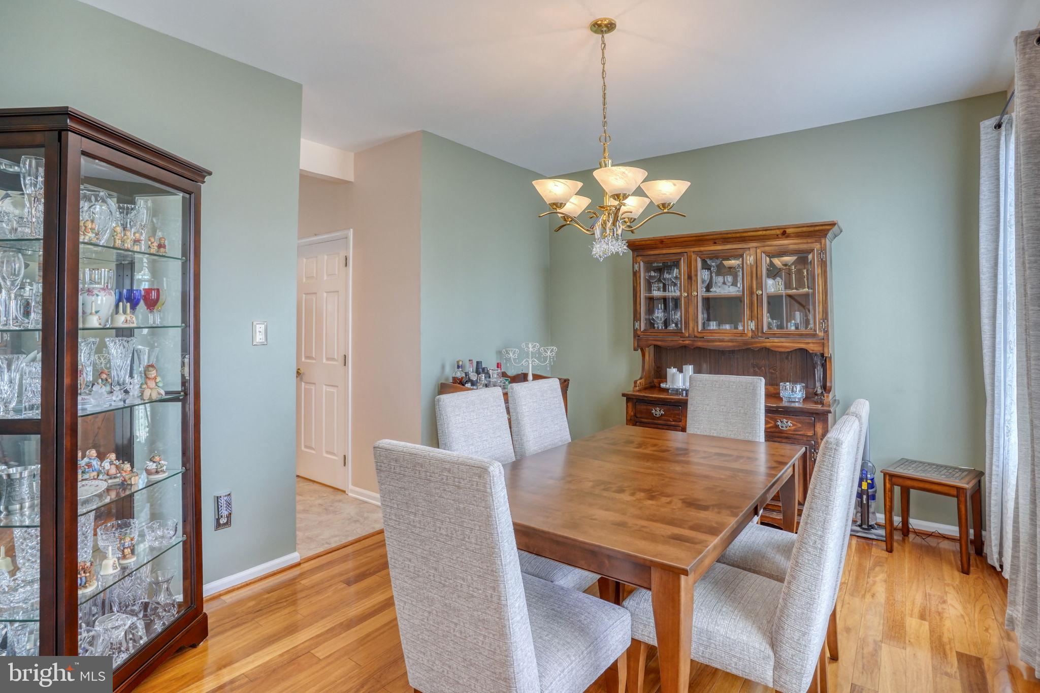 THOMAS COVE - Residential