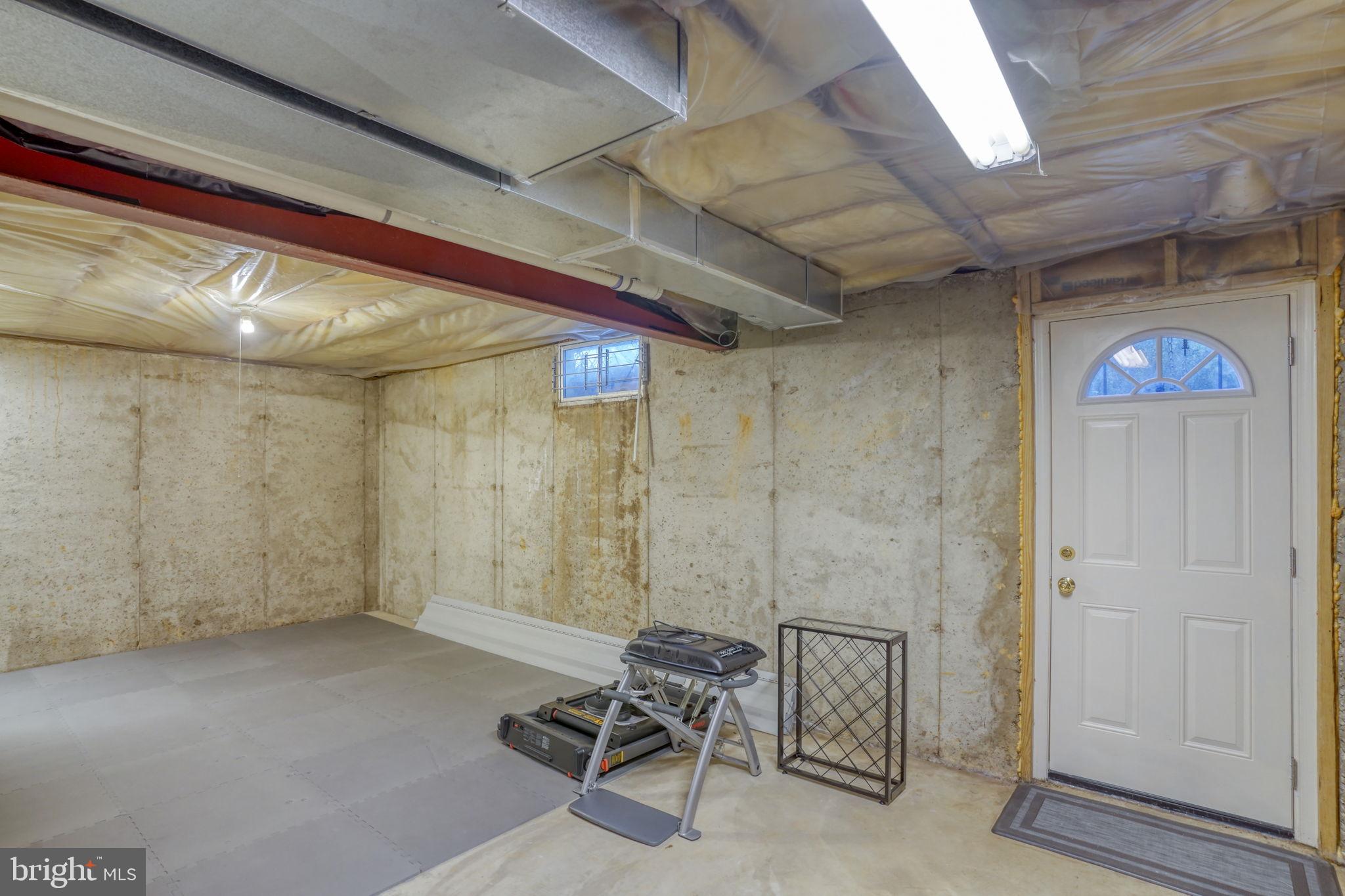 THOMAS COVE - Residential