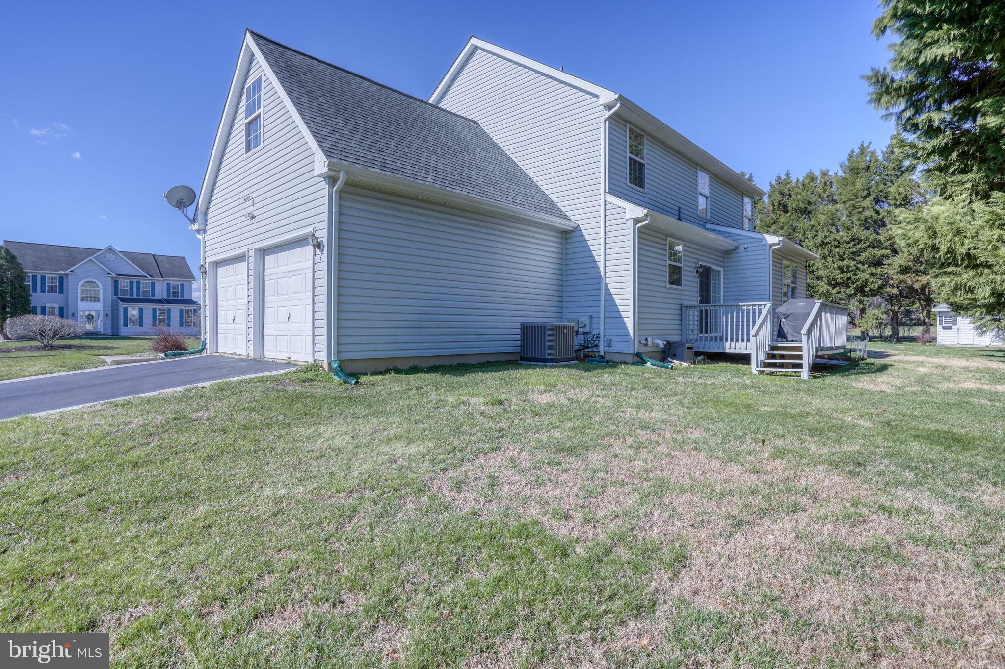 THOMAS COVE - Residential