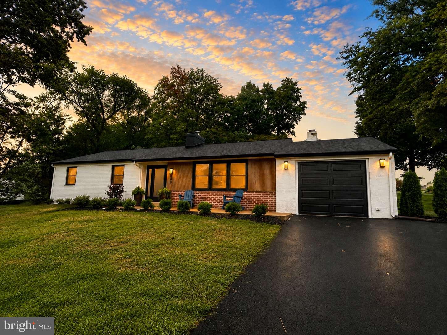 800 FALCON LANE