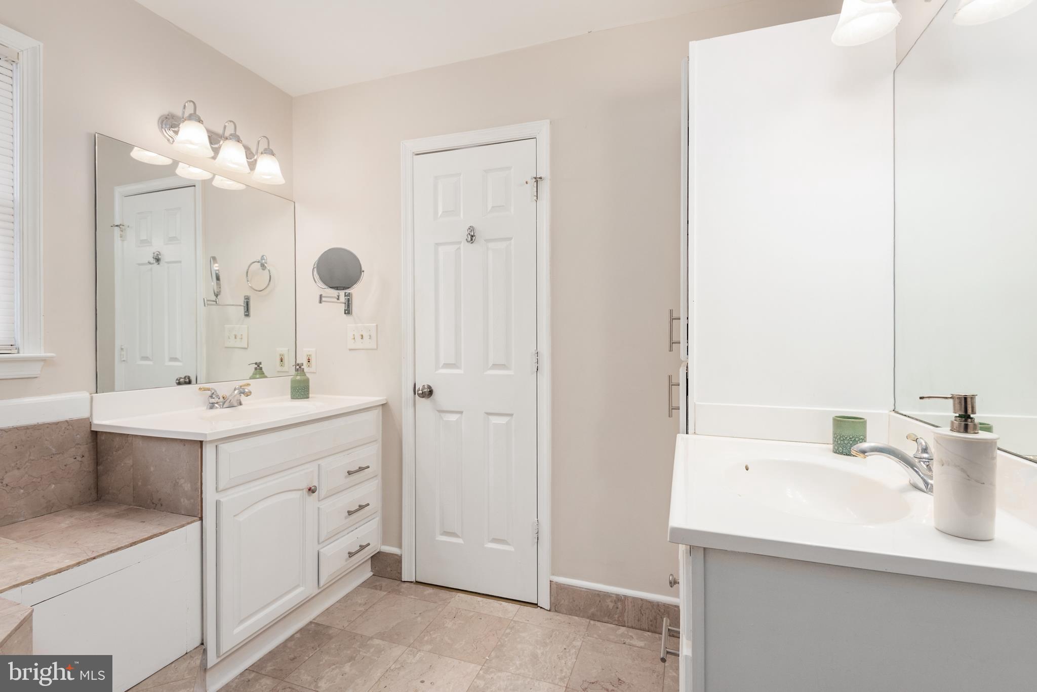 AQUIA RUN - Residential