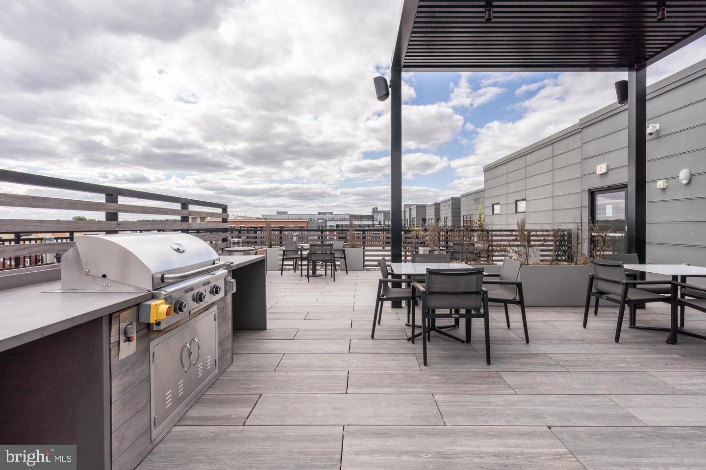 POTOMAC YARD - Residential