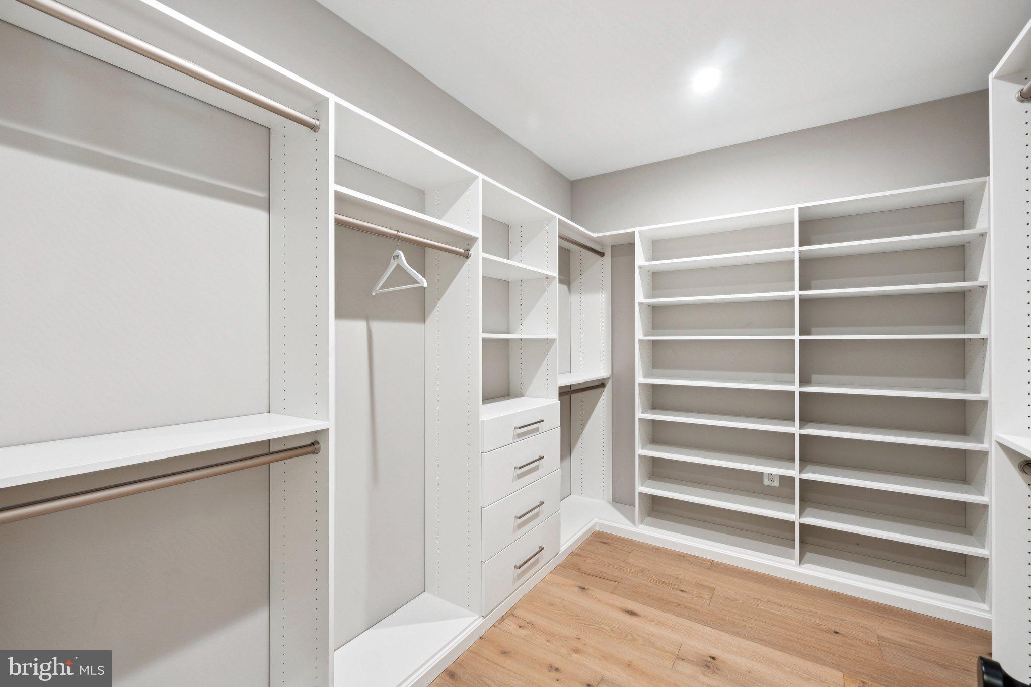 CHARRED OAK ESTATES - Residential