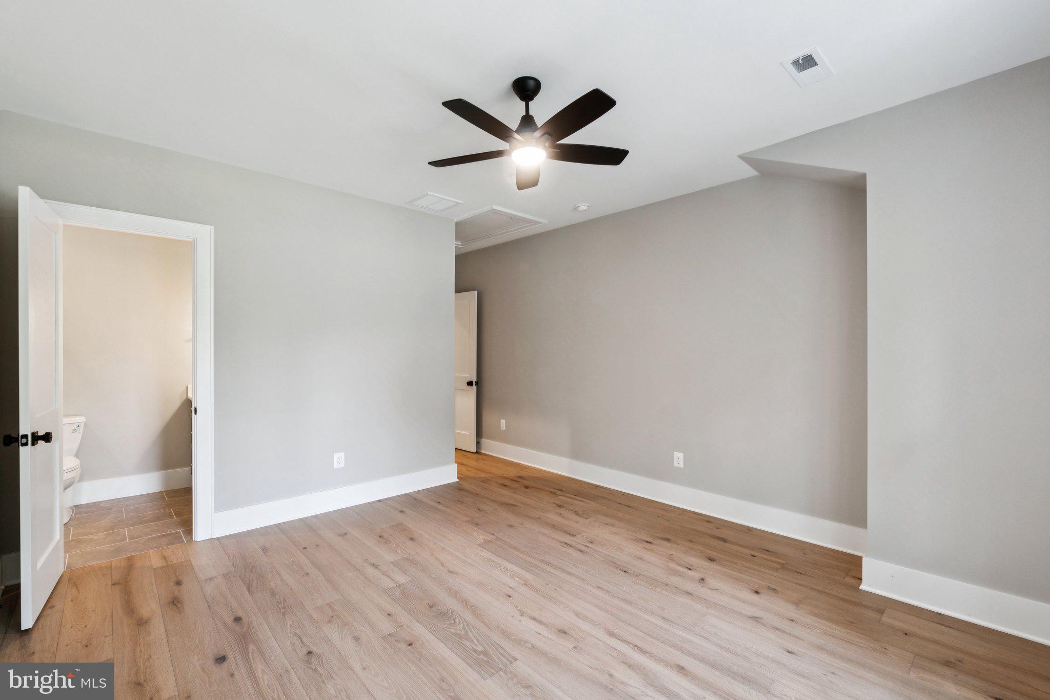 CHARRED OAK ESTATES - Residential