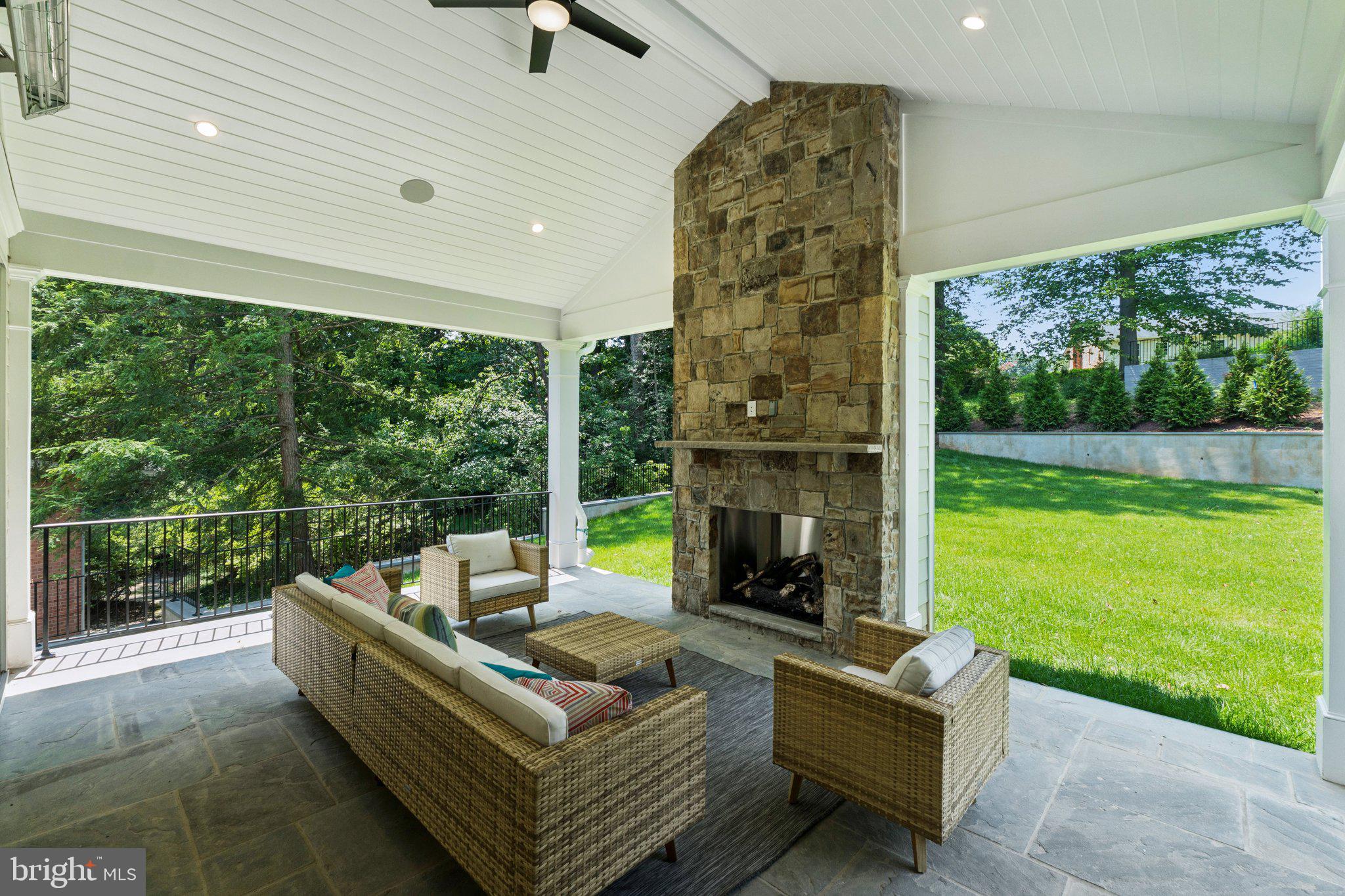 CHARRED OAK ESTATES - Residential