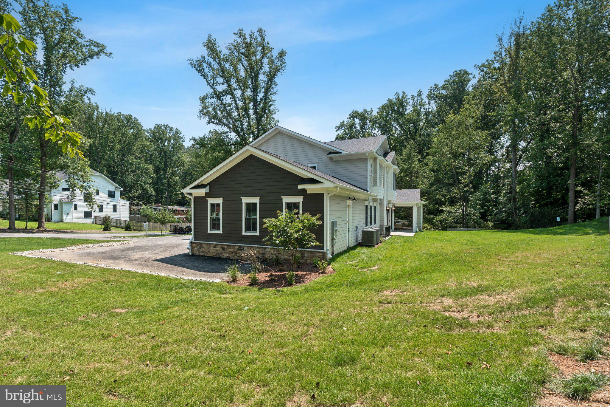 CHARRED OAK ESTATES - Residential