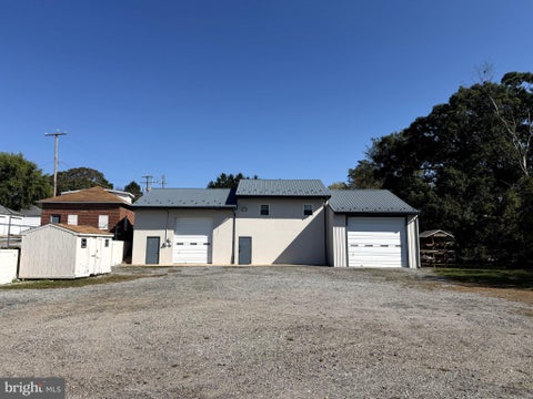 Photo of 728 W Wallick Lane, RED LION, PA 17356 (MLS # PAYK2113906)