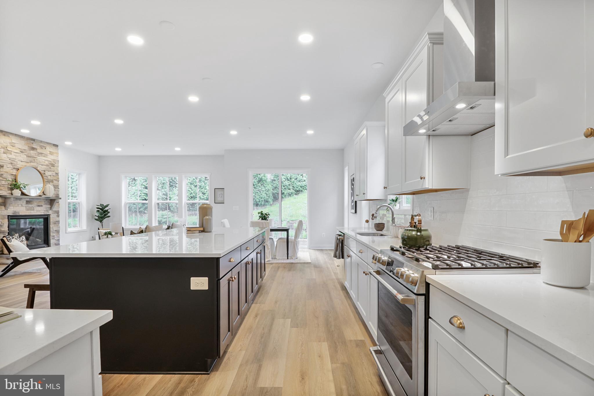 FORD'S GRANT - Residential