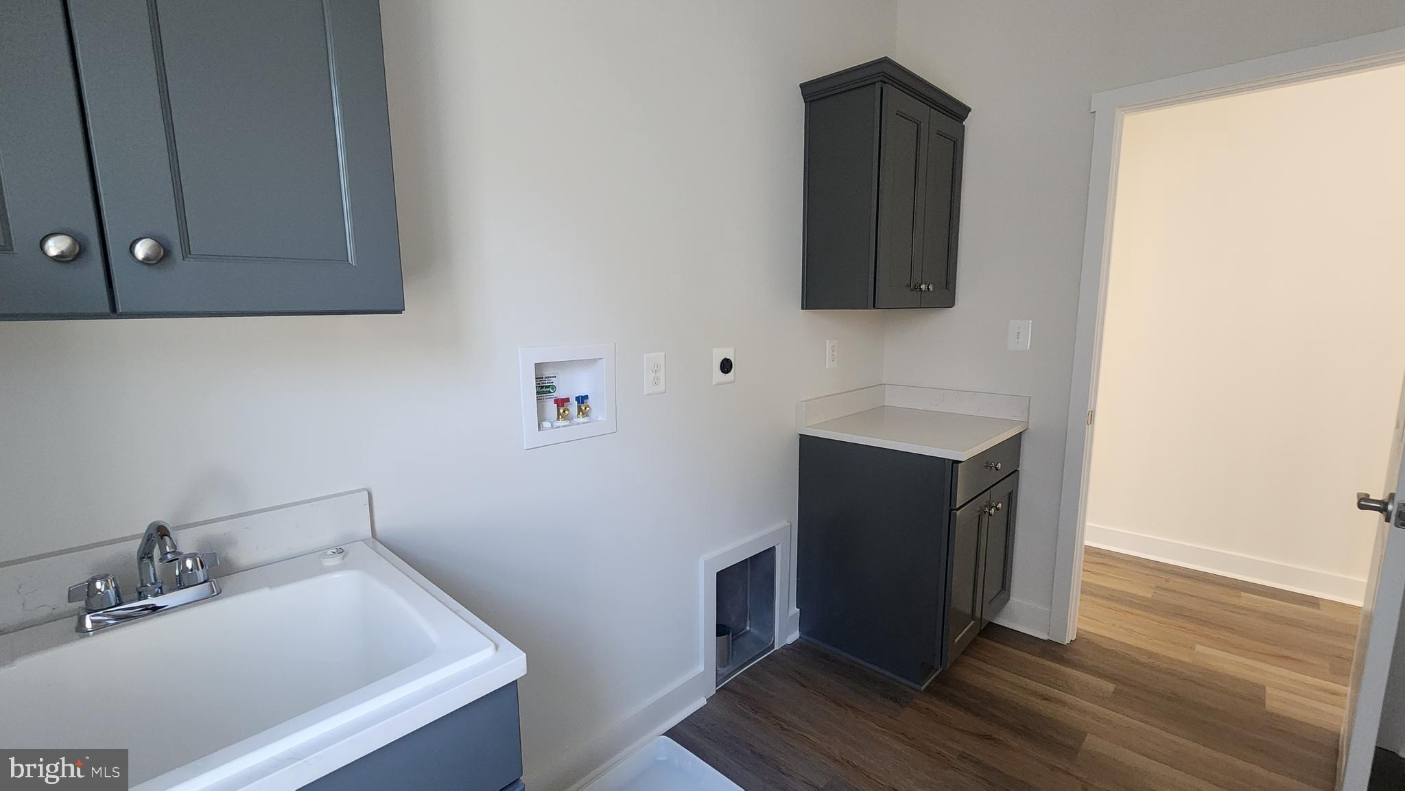 FORD'S GRANT - Residential