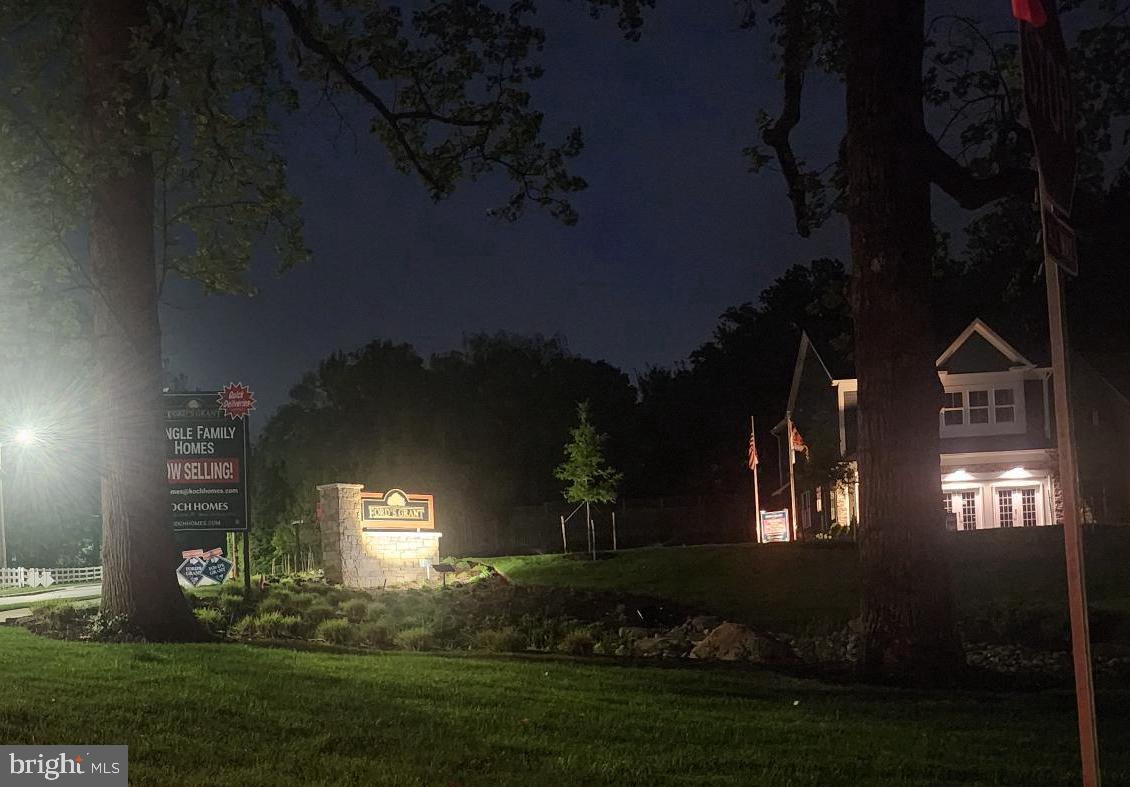 FORD'S GRANT - Residential