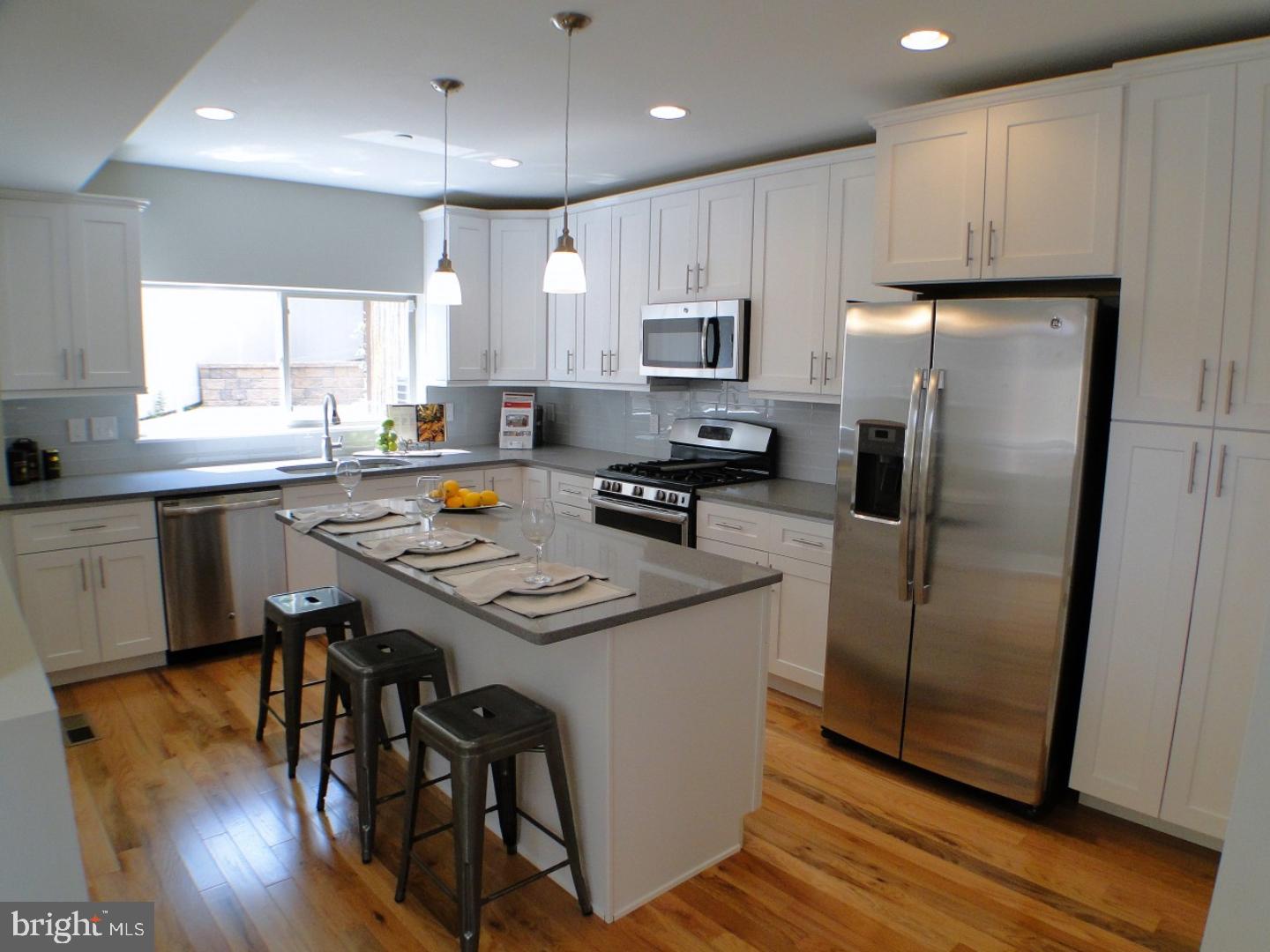 NORTHERN LIBERTIES - Residential Lease