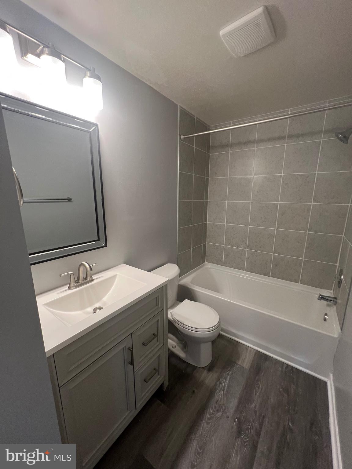 WILMINGTON - Residential Lease