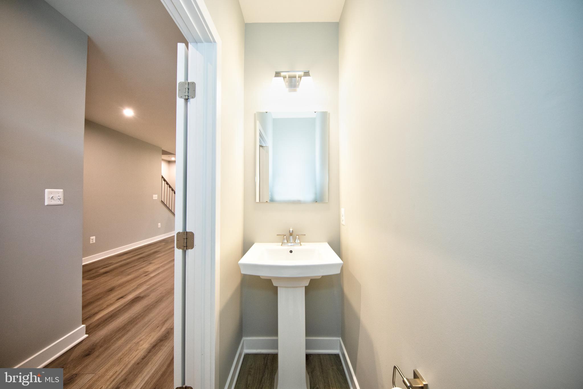 JAMES RUN CARRIAGE HOMES - Residential