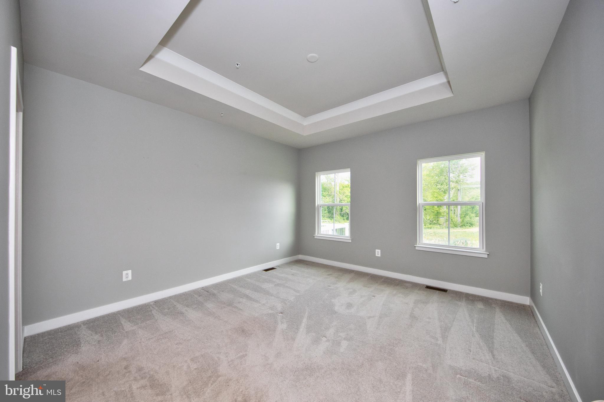 JAMES RUN CARRIAGE HOMES - Residential