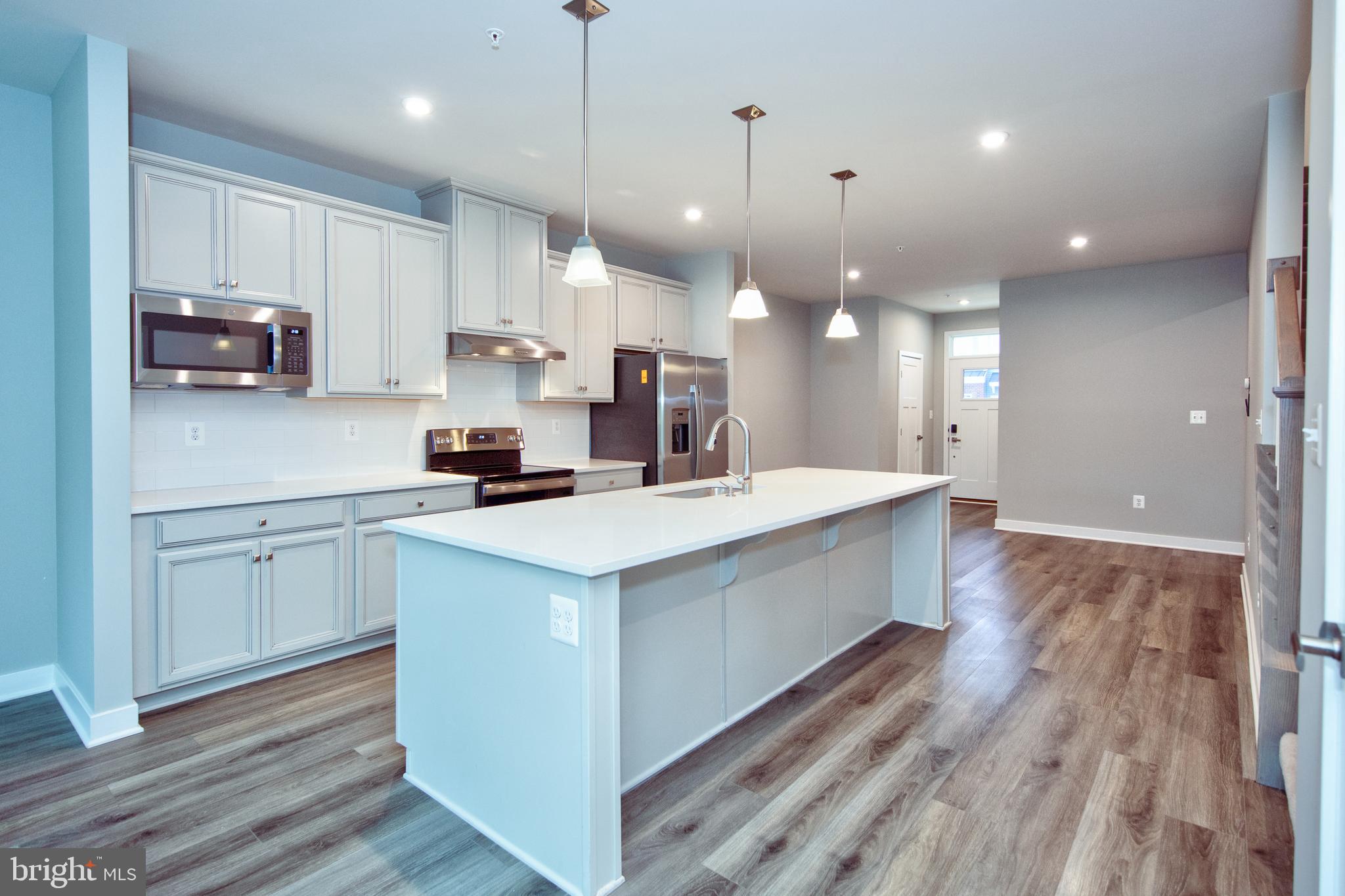 JAMES RUN CARRIAGE HOMES - Residential