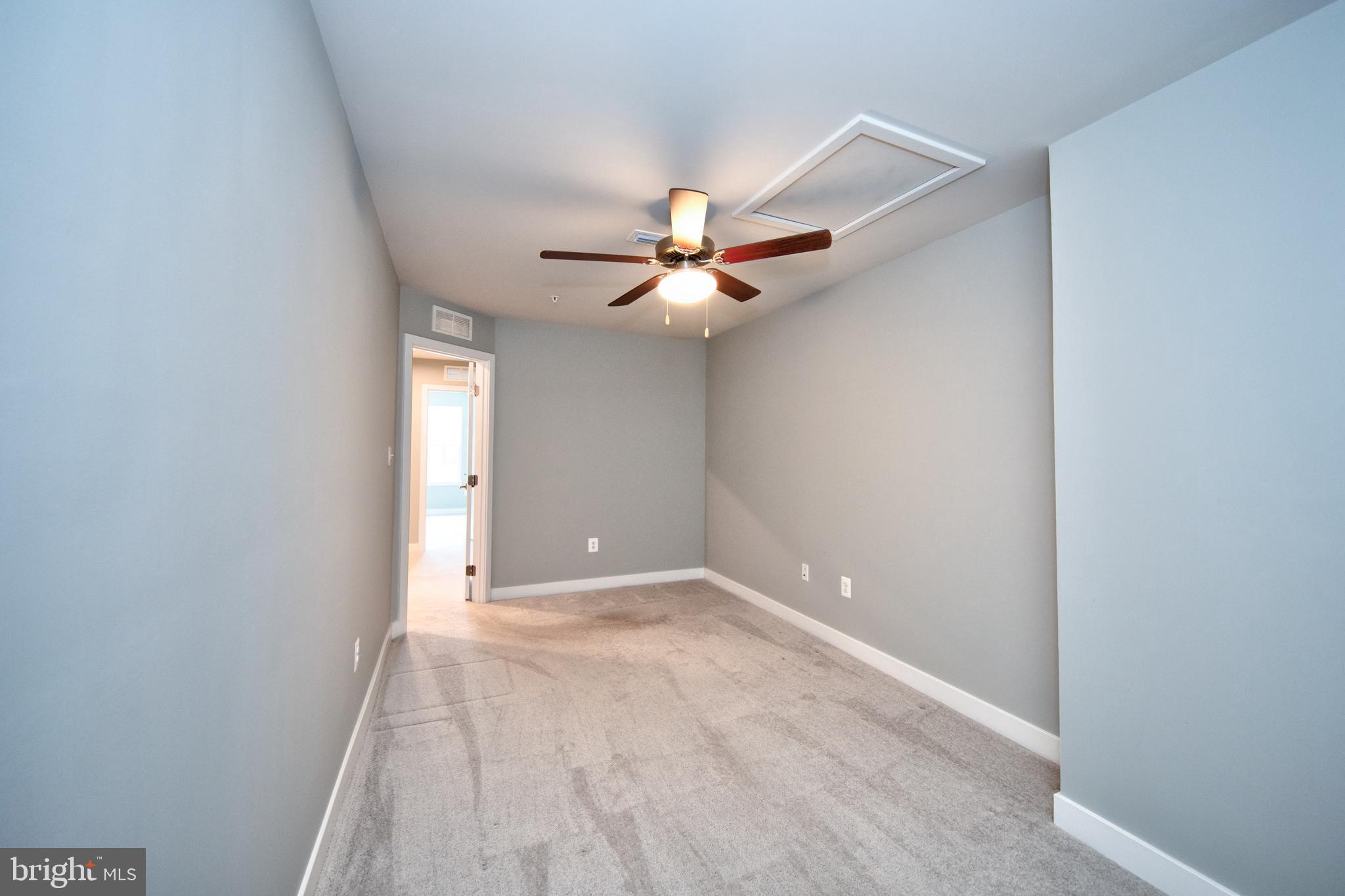 JAMES RUN CARRIAGE HOMES - Residential