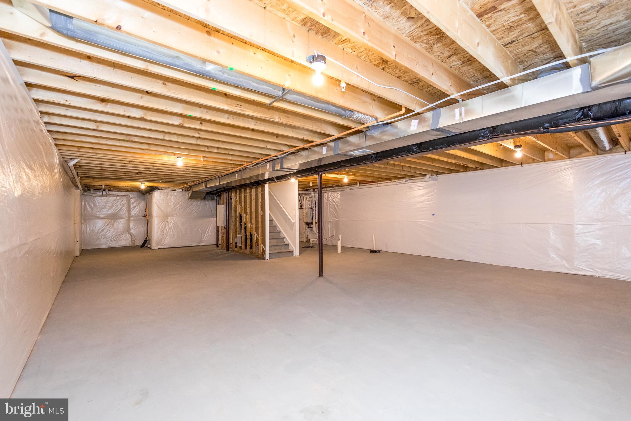 JAMES RUN CARRIAGE HOMES - Residential