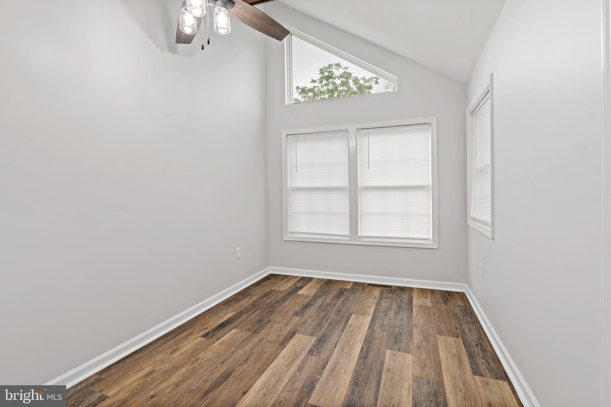 LA TANDERE DU REYNARD ESTATES - Residential