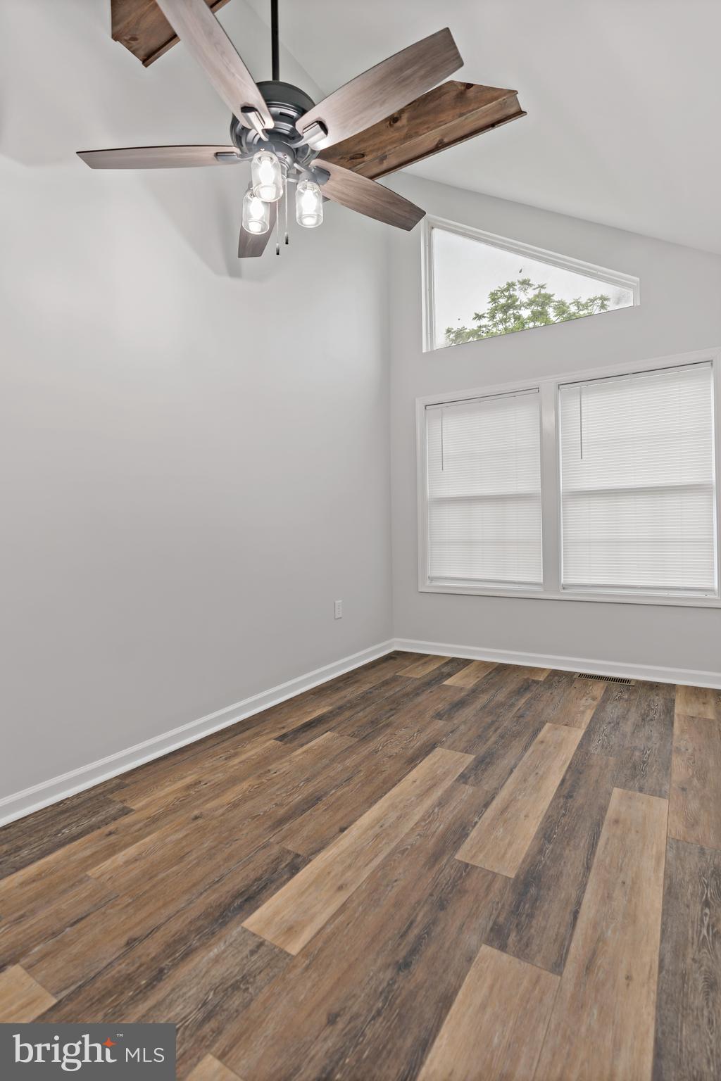 LA TANDERE DU REYNARD ESTATES - Residential