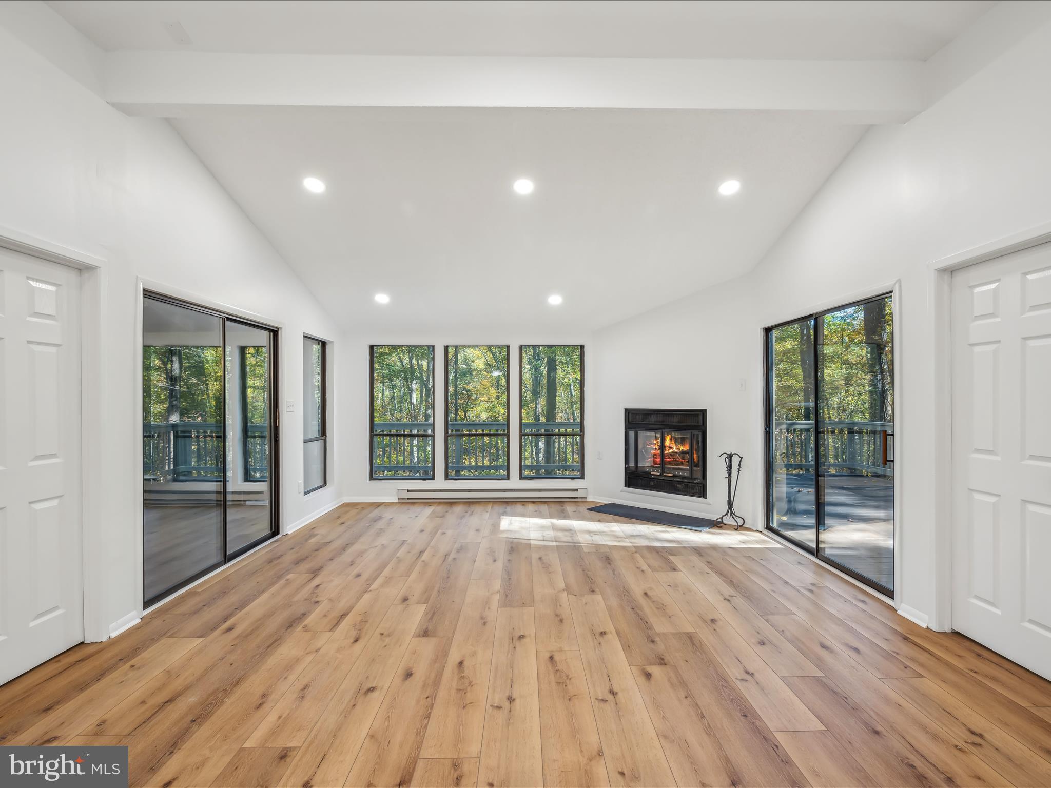 THE WOODS - Residential