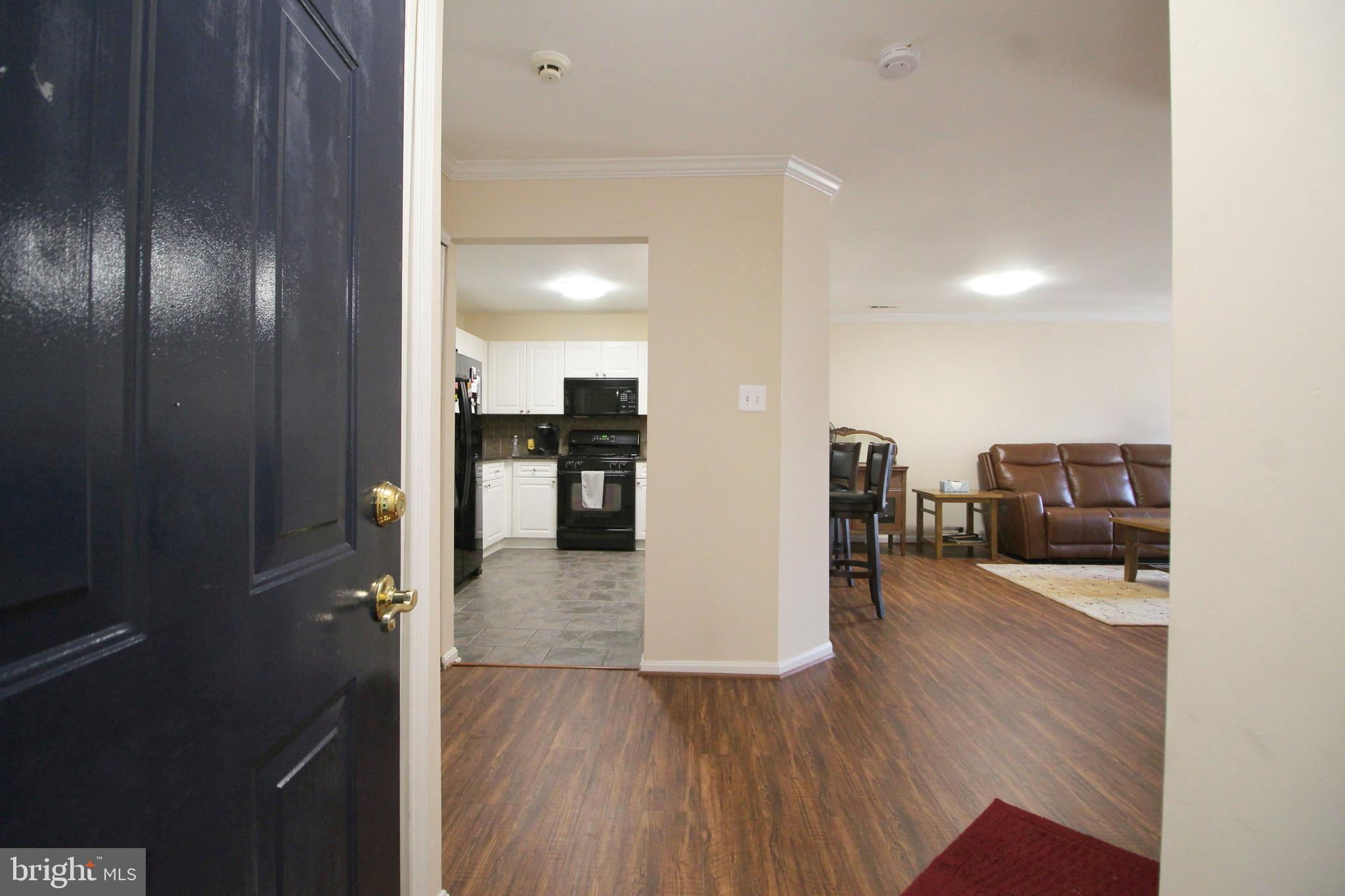 ASHBURN VILLAGE - Residential Lease