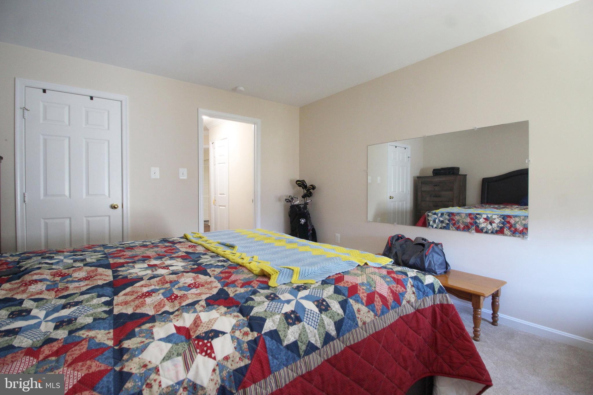 ASHBURN VILLAGE - Residential Lease