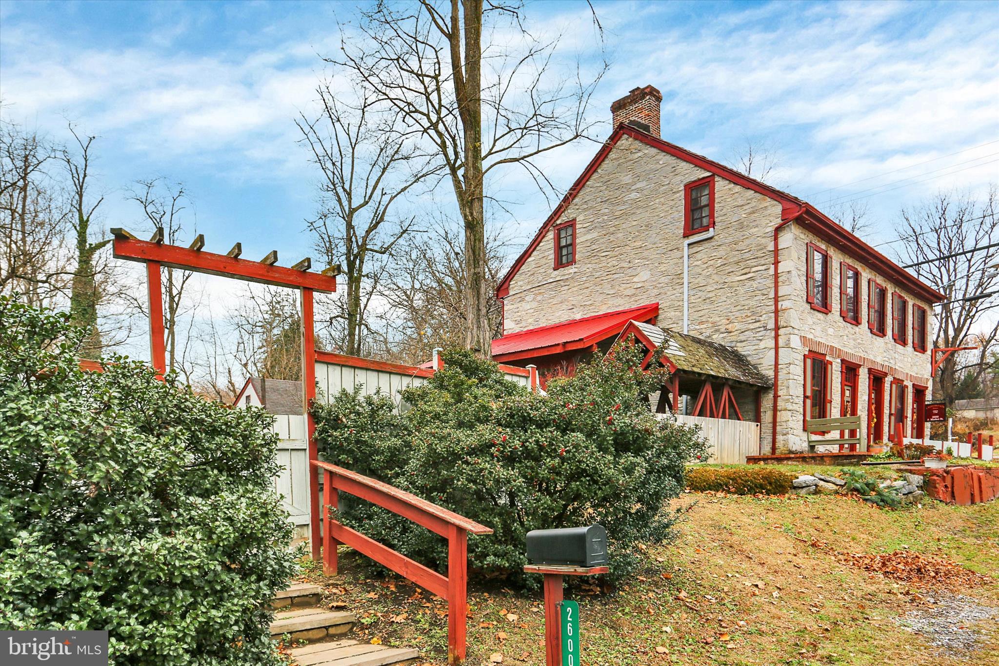 2600 S MARKET STREET