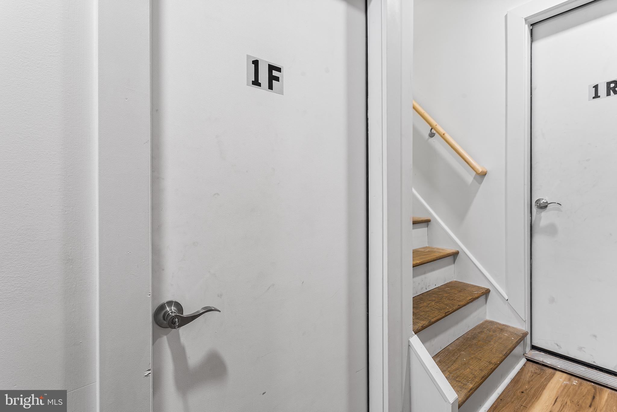 1224 CHANCELLOR STREET 00 1F