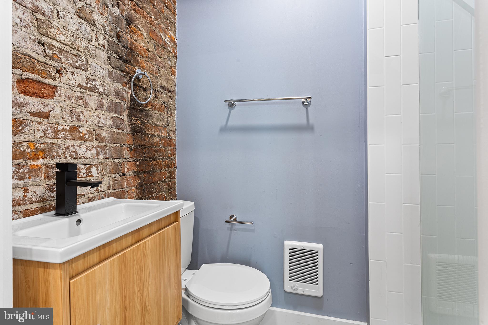 1224 CHANCELLOR STREET 00 1F