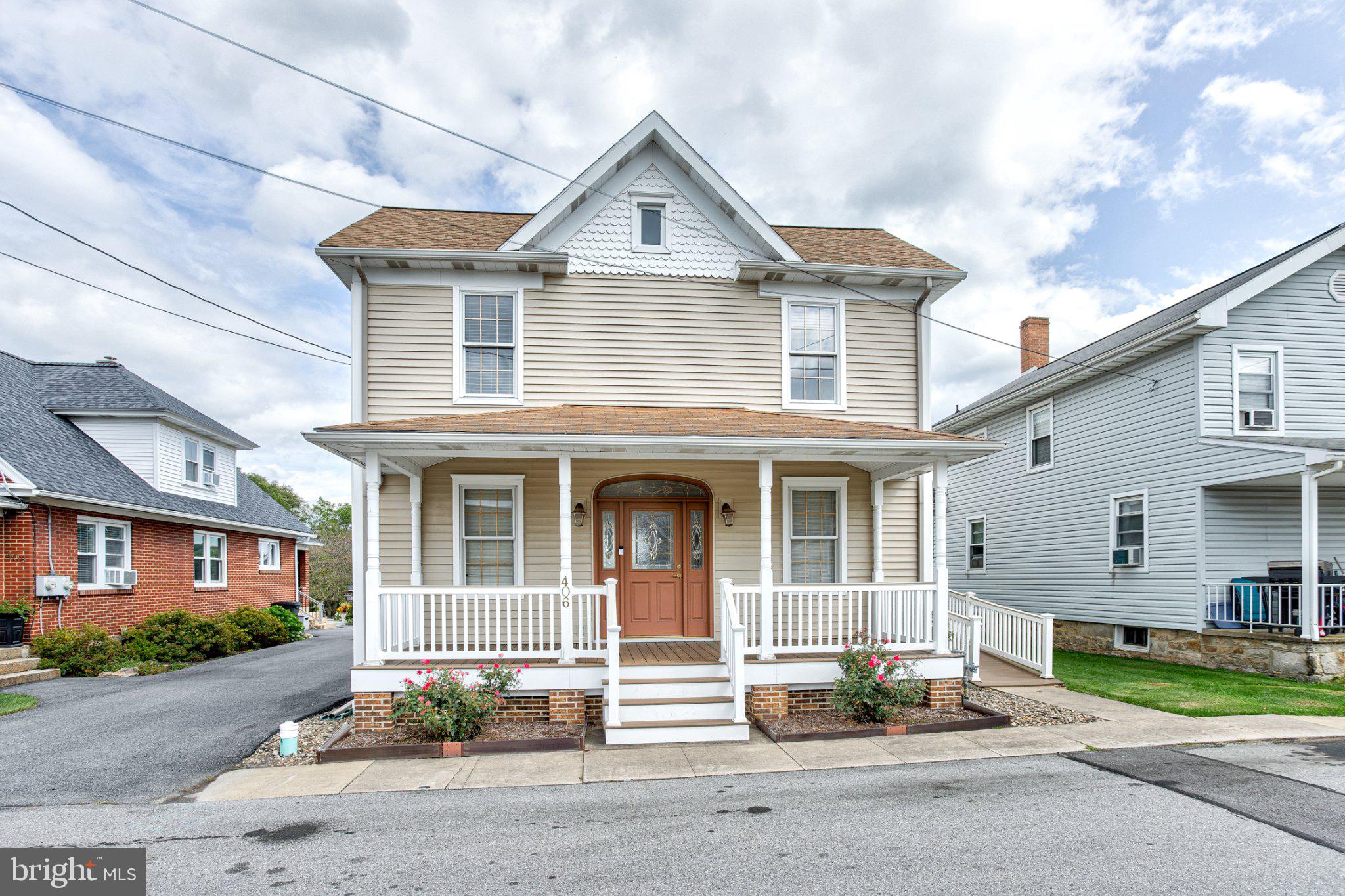 406 N 11TH STREET
