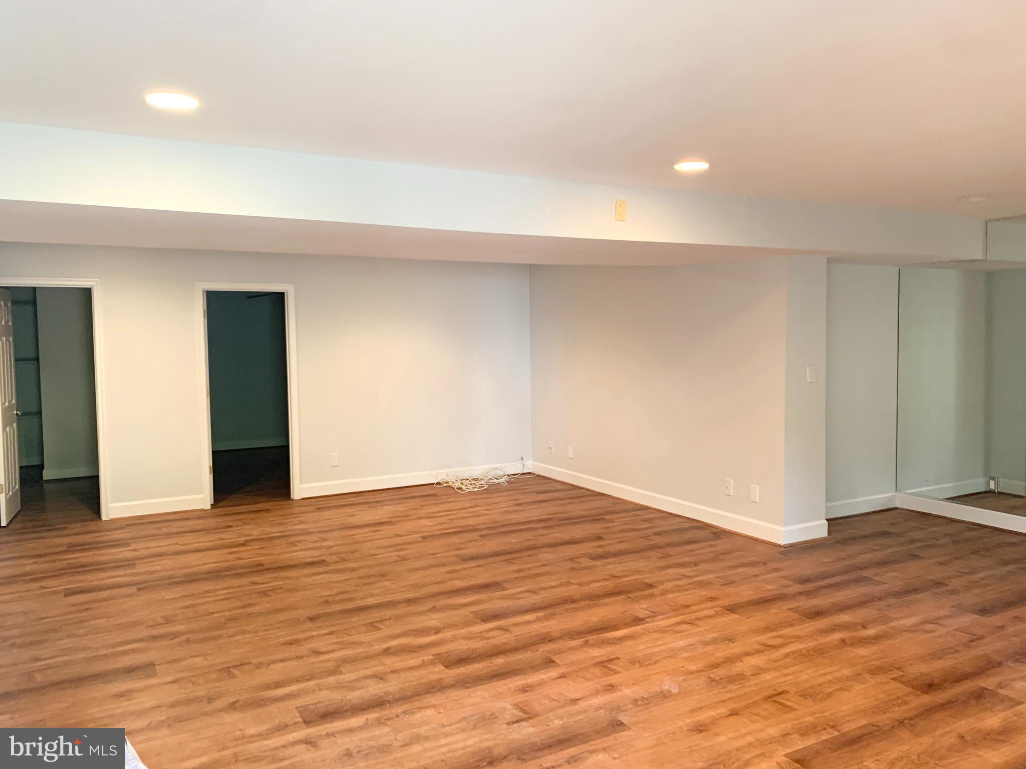 KENTLANDS - Residential Lease