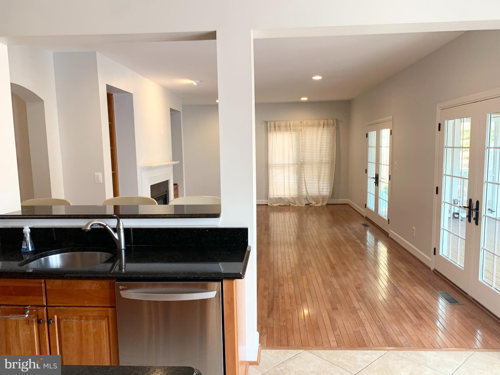 KENTLANDS - Residential Lease